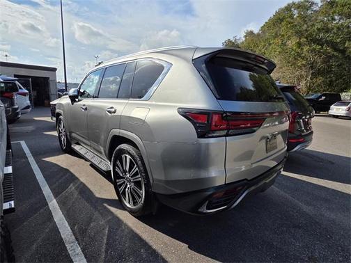 2023 Lexus LX 600 Luxury