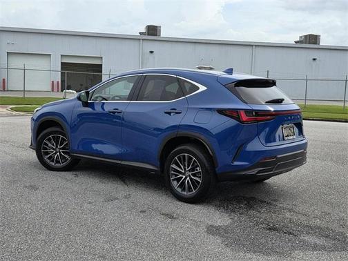 2025 Lexus NX 250 Premium