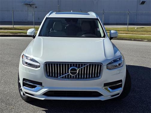 2021 Volvo XC90 Recharge Plug-In Hybrid T8 Inscription Expression 7 Passenger