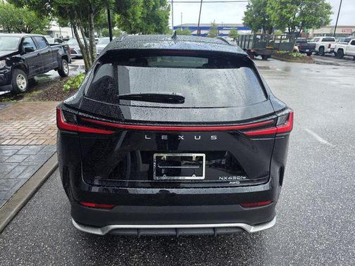 Obsidian 2024 Lexus NX 450h+ F SPORT Handling