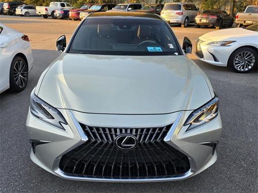 2024 Lexus ES 350 Ultra Luxury