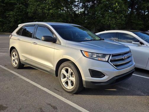 Ingot Silver 2015 Ford Edge SE