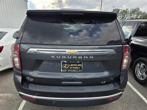 2022 Chevrolet Suburban LT