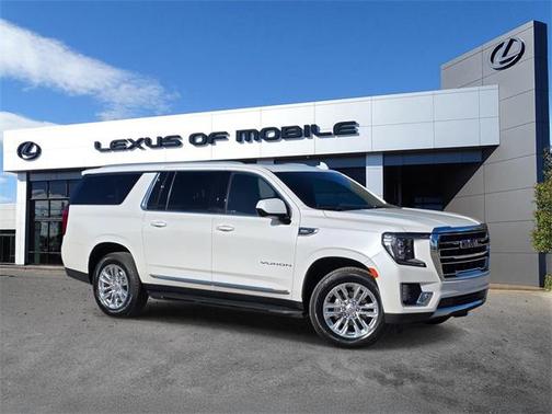 2023 GMC Yukon XL SLT