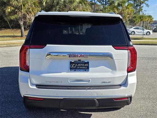 2023 GMC Yukon XL SLT