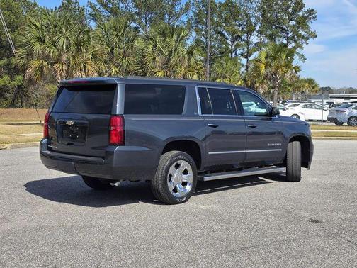 2019 Chevrolet Suburban LT