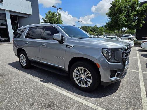 Sterling Metallic 2023 GMC Yukon SLT