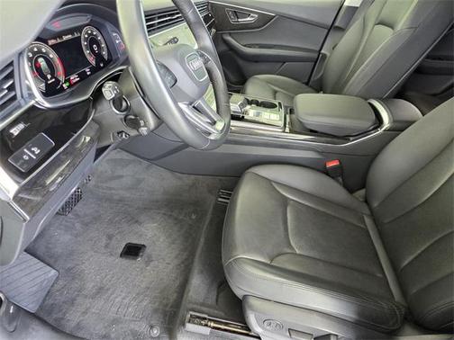 2022 Audi Q7 55 Prestige