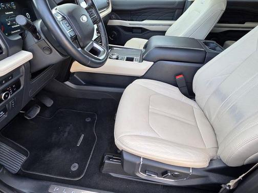 2024 Ford Expedition Platinum