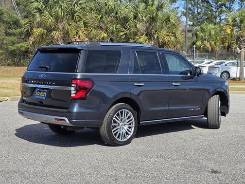 2024 Ford Expedition Platinum