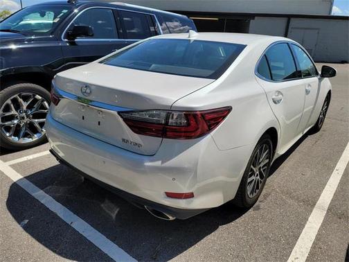 2017 Lexus ES 350 Base