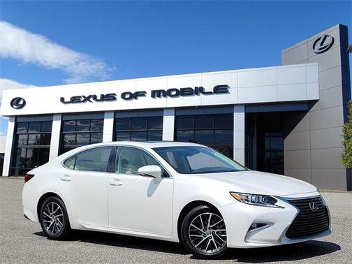 2017 Lexus ES 350 Base