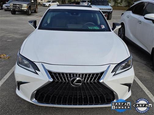 2024 Lexus ES 250 Base