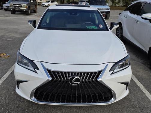 2024 Lexus ES 250 Base