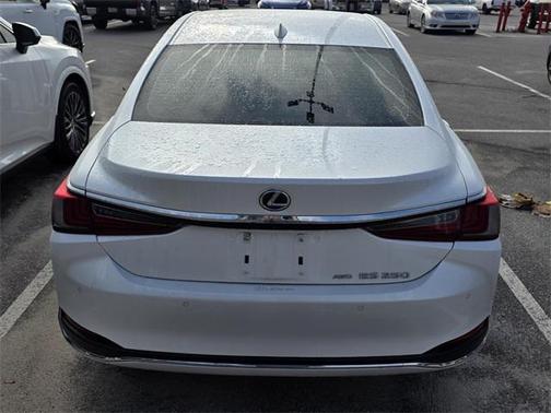 2024 Lexus ES 250 Base