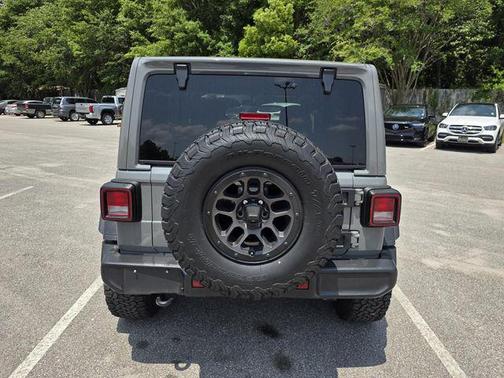 Sting-Gray Clearcoat 2023 Jeep Wrangler 4-Door High Tide 4x4