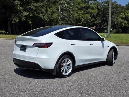 2021 Tesla Model Y Long Range Dual Motor All-Wheel Drive