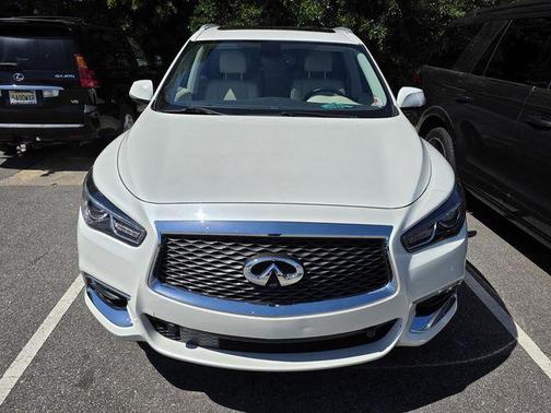 Majestic White 2018 INFINITI QX60 Base