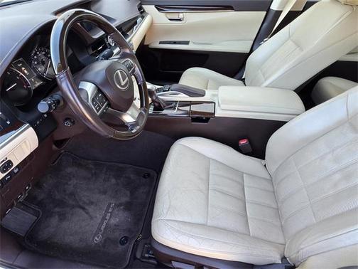 2016 Lexus ES 350 Base