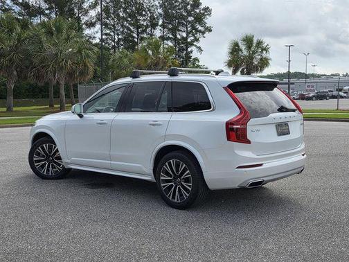 Crystal White Metallic 2020 Volvo XC90 T6 Momentum