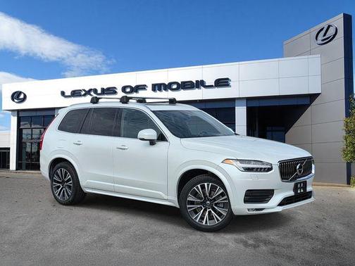 Crystal White Metallic 2020 Volvo XC90 T6 Momentum