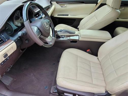 2017 Lexus ES 350 Base