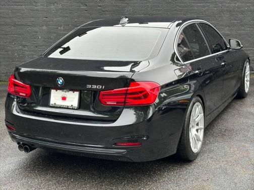 2018 BMW 330 i