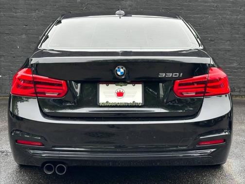 2018 BMW 330 i
