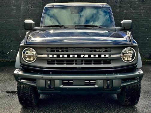 2021 Ford Bronco Black Diamond 4x4 4dr SUV