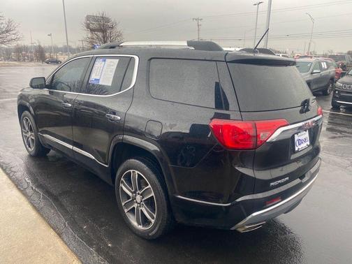 2018 GMC Acadia Denali