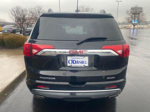 2018 GMC Acadia Denali