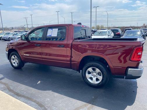 Delmonico Red Pearlcoat 2025 RAM 1500 Big Horn/Lone Star