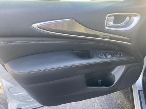 2018 INFINITI QX60 Base