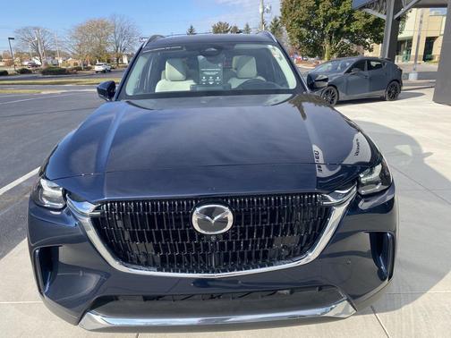 2024 Mazda CX-90 PHEV Premium Plus