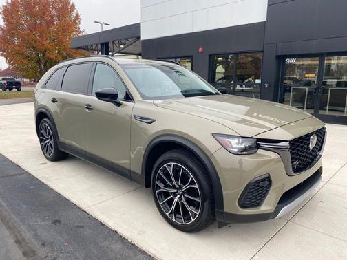 2025 Mazda CX-70 PHEV Premium