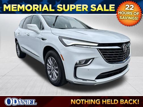 Summit White 2023 Buick Enclave Essence
