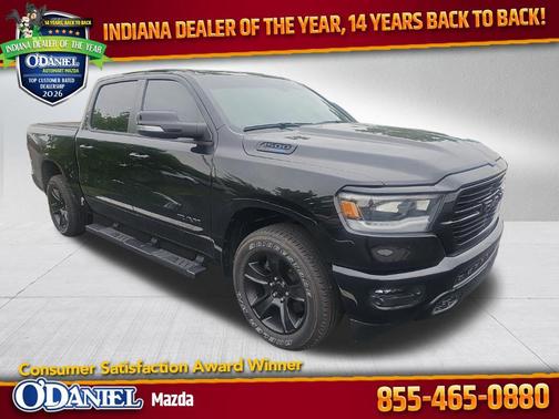 Diamond Black Crystal Pearlcoat 2021 RAM 1500 Big Horn/Lone Star