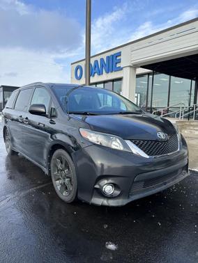 2011 Toyota Sienna SE