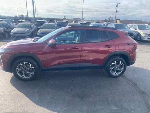 2024 Chevrolet Trax LT