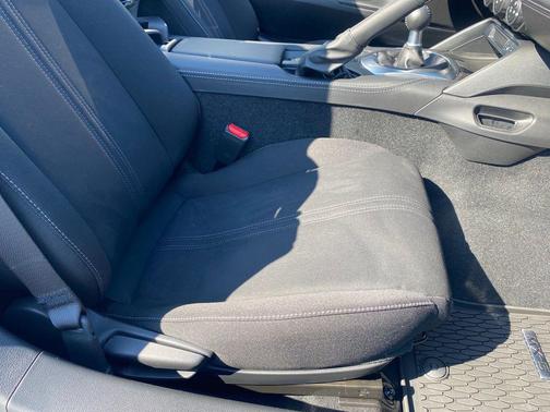 Deep Crystal Blue Mica 2026 Mazda MX-5 Miata Club