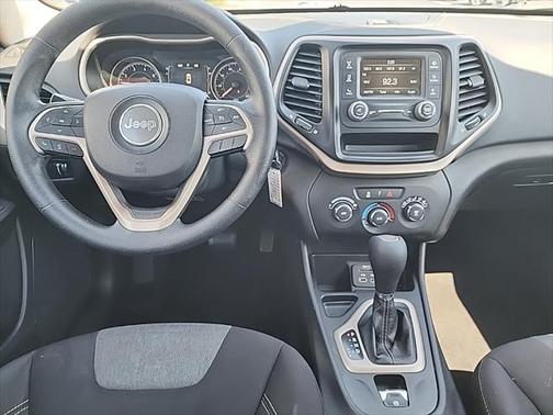 2014 Jeep Cherokee Sport