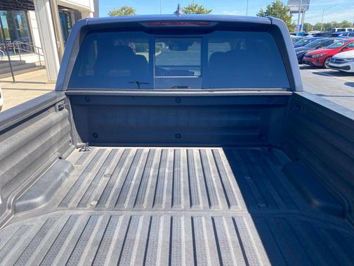 Modern Steel Metallic 2025 Honda Ridgeline RTL