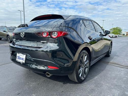 Jet Black Mica 2019 Mazda Mazda3 FWD