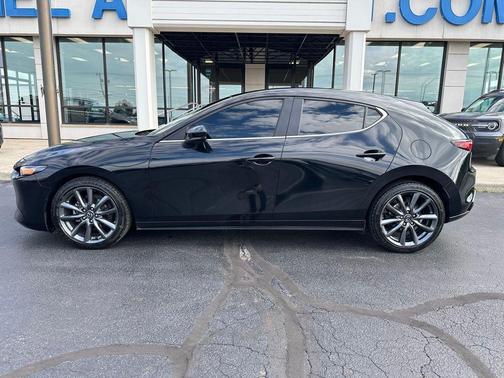 Jet Black Mica 2019 Mazda Mazda3 FWD