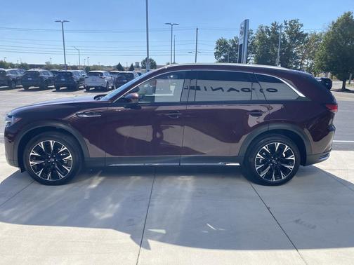 2024 Mazda CX-90 PHEV Premium Plus