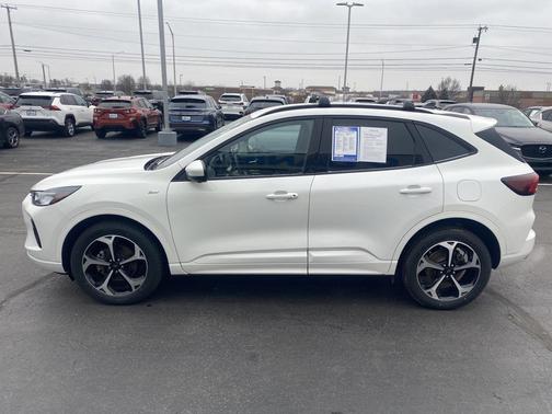 2023 Ford Escape ST-Line Select