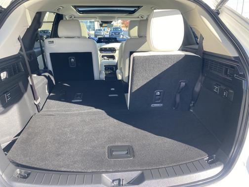 2024 Mazda CX-90 PHEV Premium