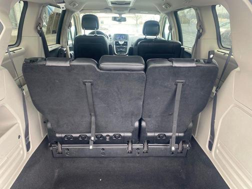 2015 Chrysler Town & Country Touring-L