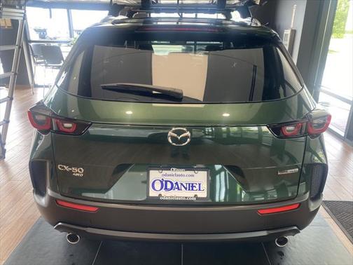 2025 Mazda CX-50 2.5 S Preferred Package