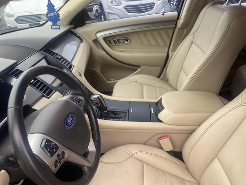 2013 Ford Taurus SEL